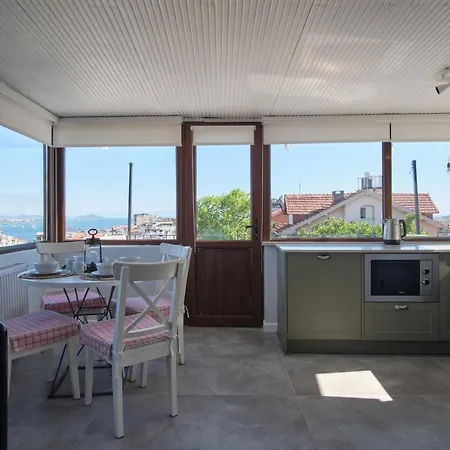 Апартаменты Sunflower