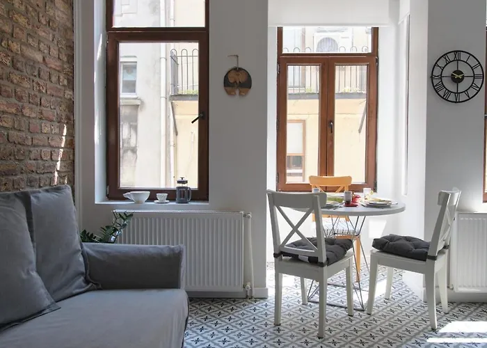 アパート Sunflower イスタンブール