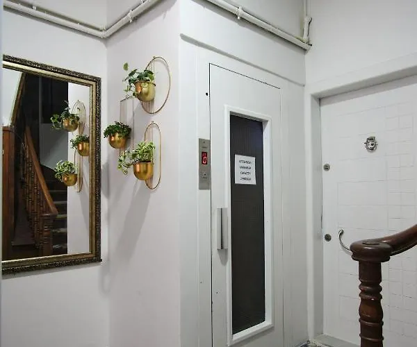 アパート Sunflower イスタンブール