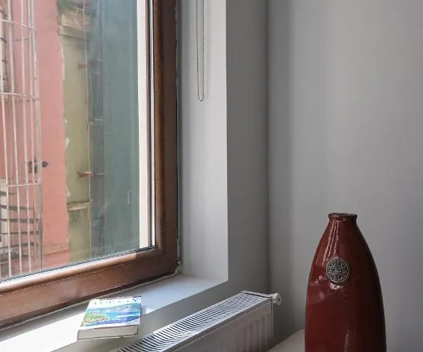 Sunflower アパート イスタンブール